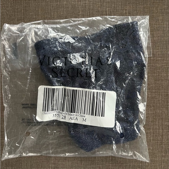 Victoria secret RARE FIND NWT Swarovski crystal  Very Sexy push bra w/v string - Picture 7 of 9